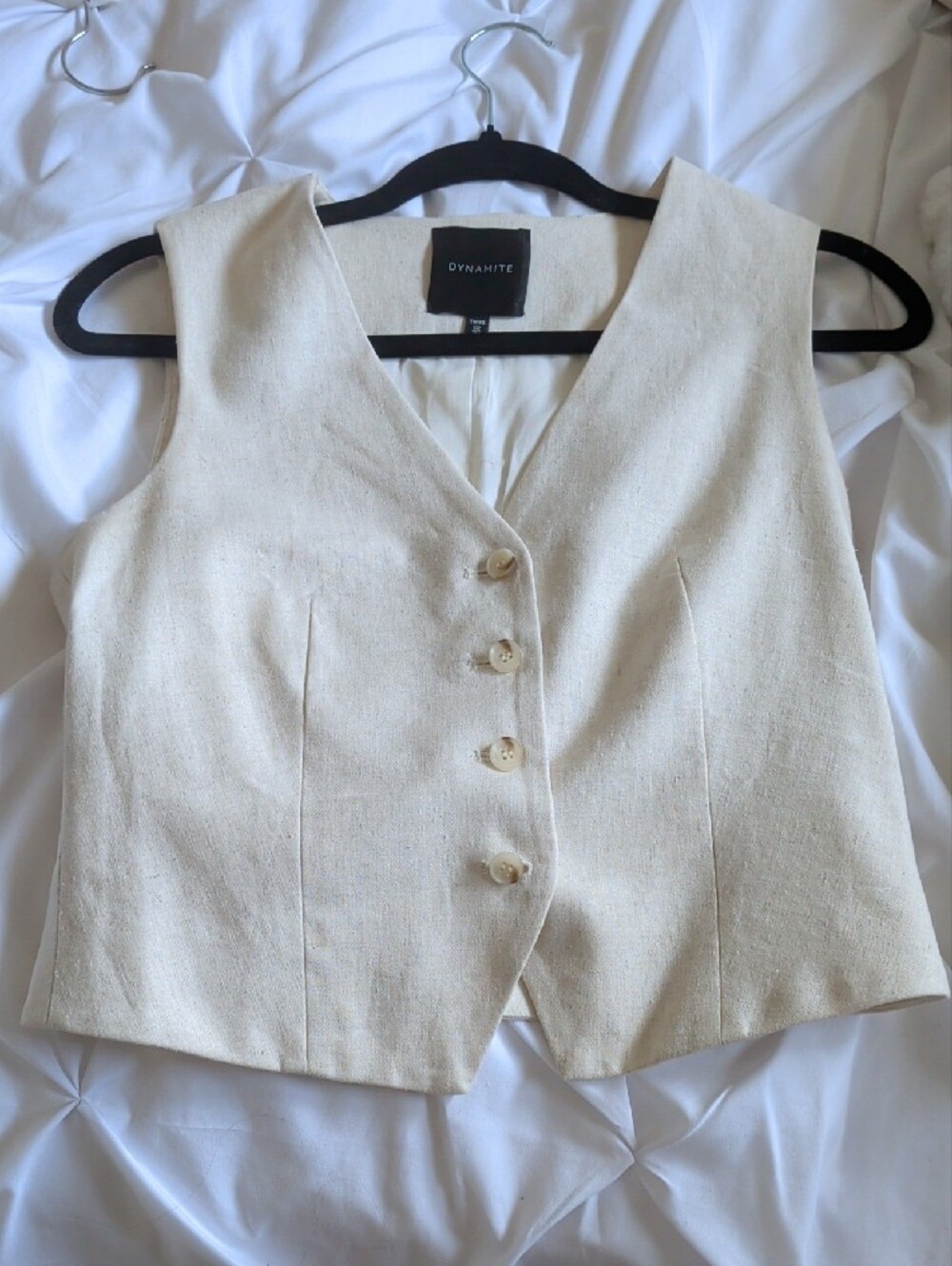 Dynamite Cream Button-Front Tailored Vest